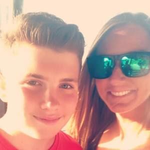 Meet your Posher, Ethan